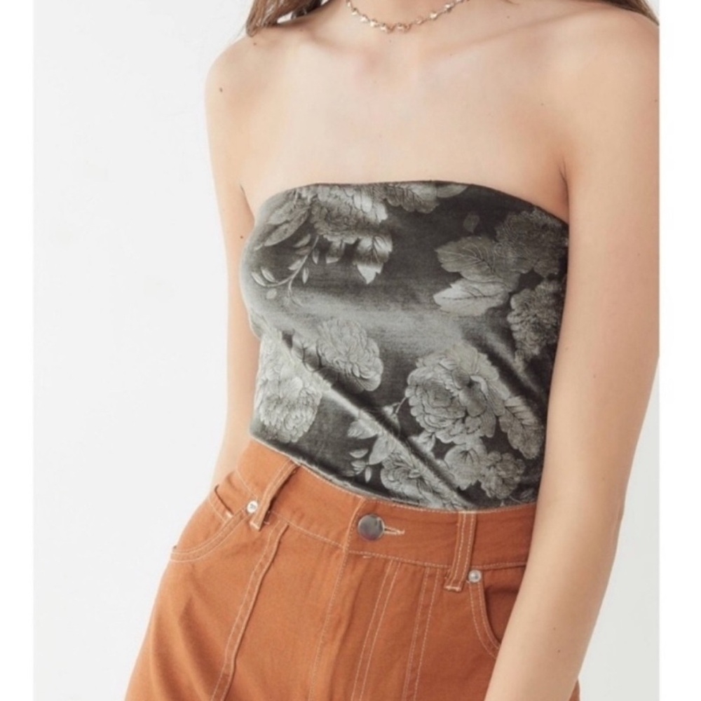 URBAN OUTFITTERS Velvet Tube Top